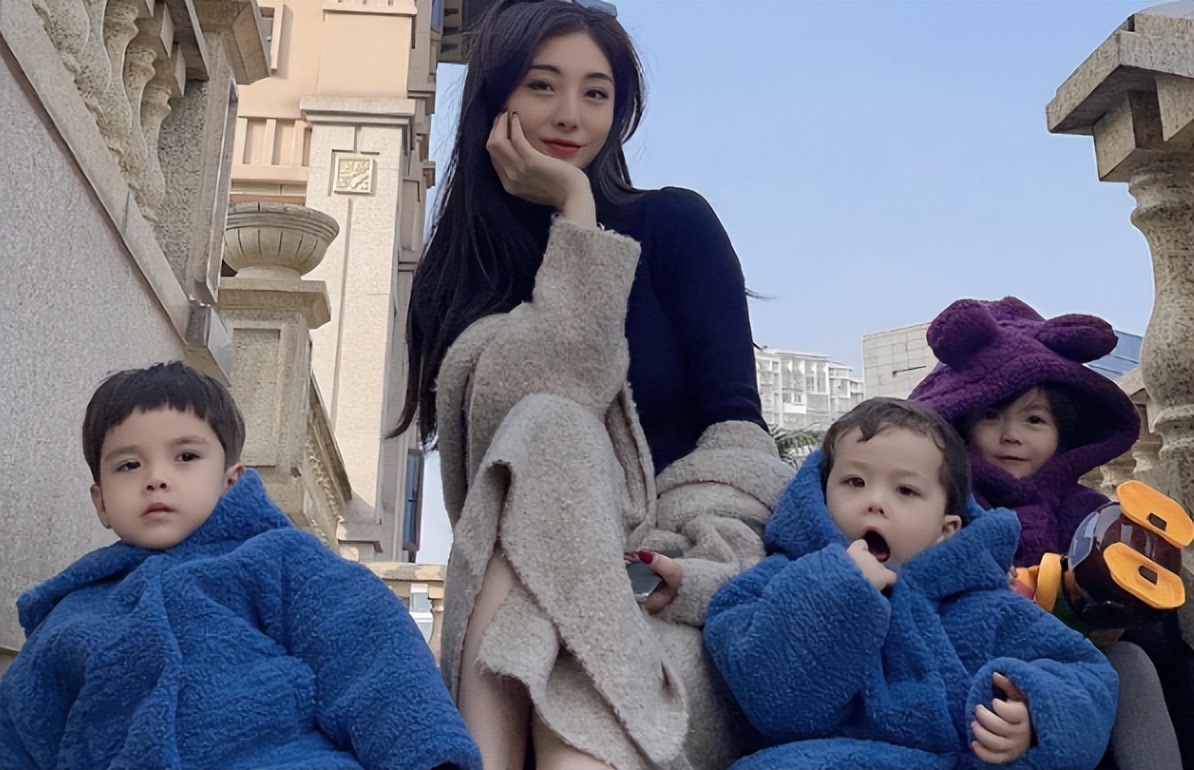 山东美女李雪珂,山东女孩李雪珂靠晒娃吸粉百万