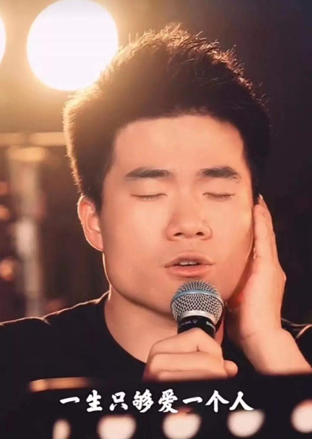 董宇辉拒绝掉千万广告费,董宇辉拒绝千万广告费热搜