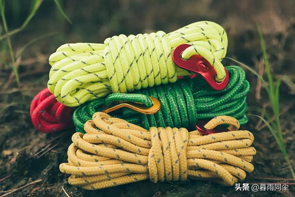 野外遇到暴雨应对方法,户外下雨技巧