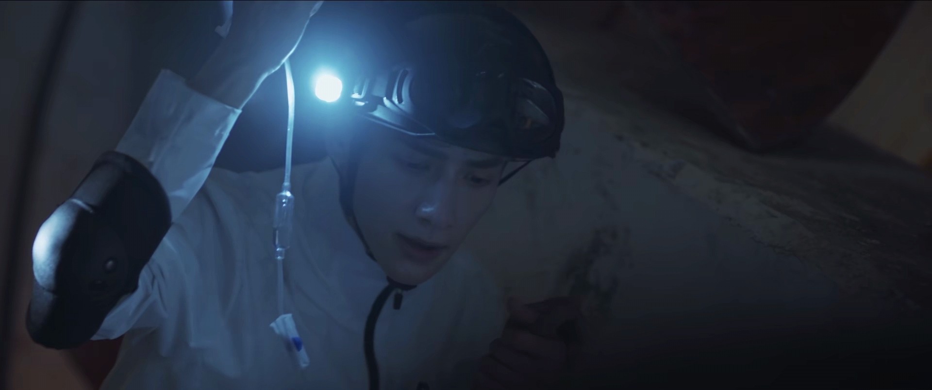 才播出三集就好评不断,追光者豆瓣