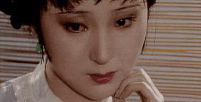 她也翻车了？？明明那么美，却被造型毁到没眼看，她这是怎么了？