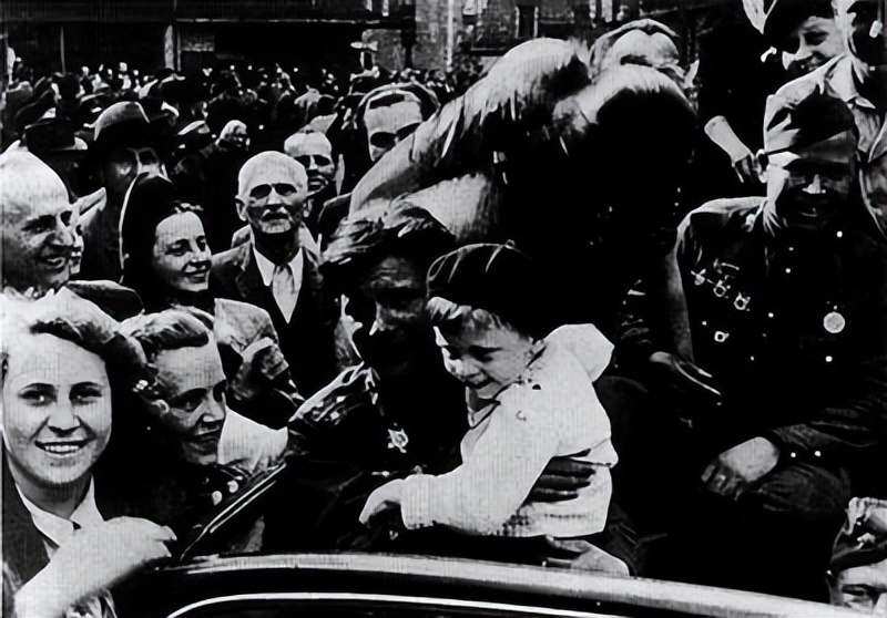 捷克曾有多辉煌？敢叫板希特勒，一枪没放惨遭瓦解