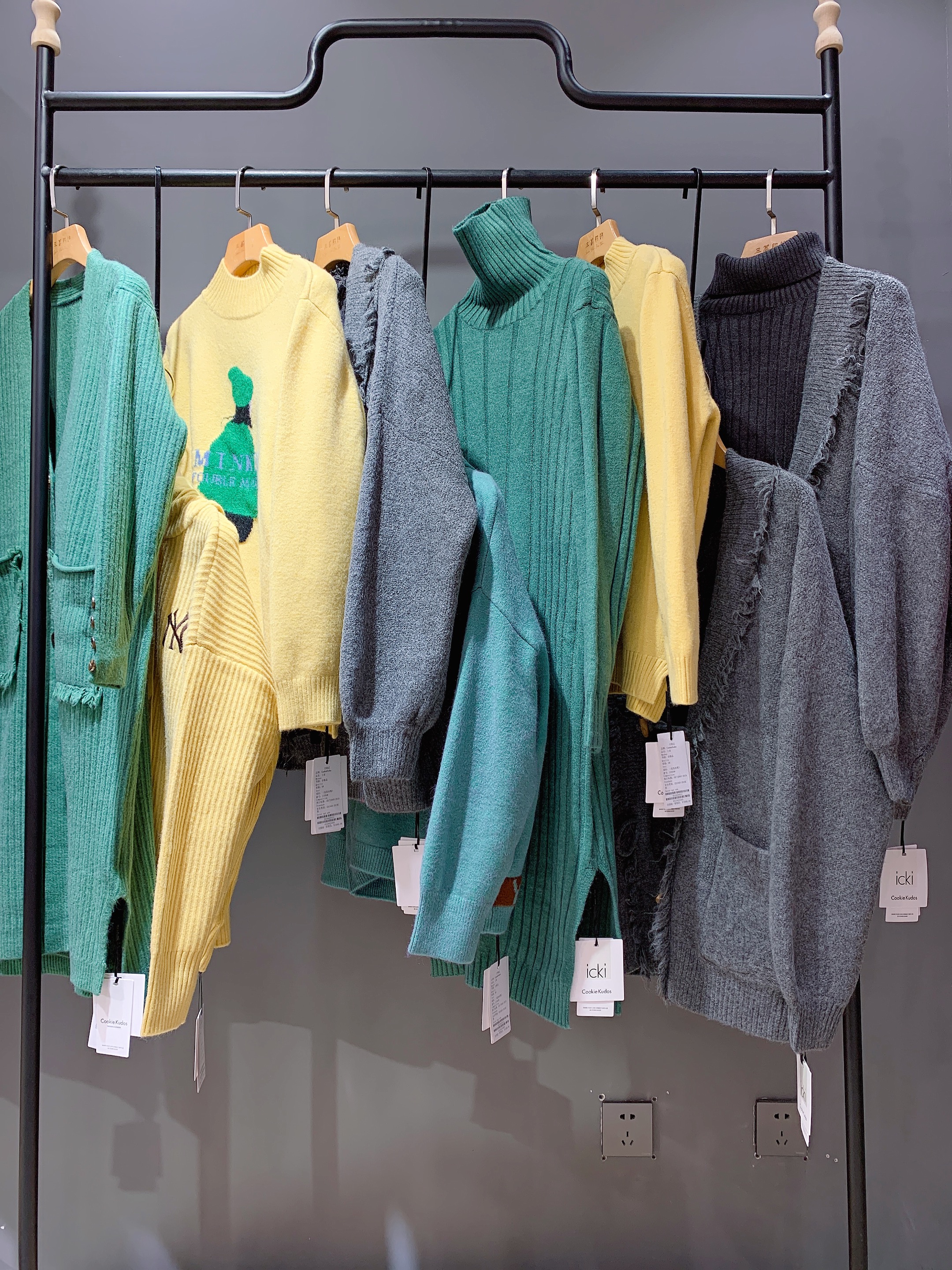 鎴戠埍闇查湶濂宠2021鍐,鎴戠埍闇查湶濂宠绉嬫2020