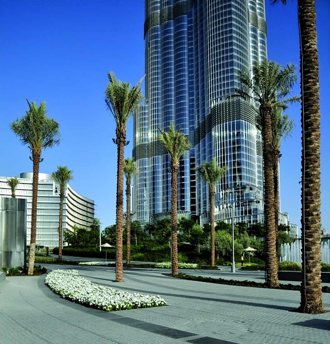 世界上最高的大楼造价,全世界最高的大楼迪拜哈利法塔