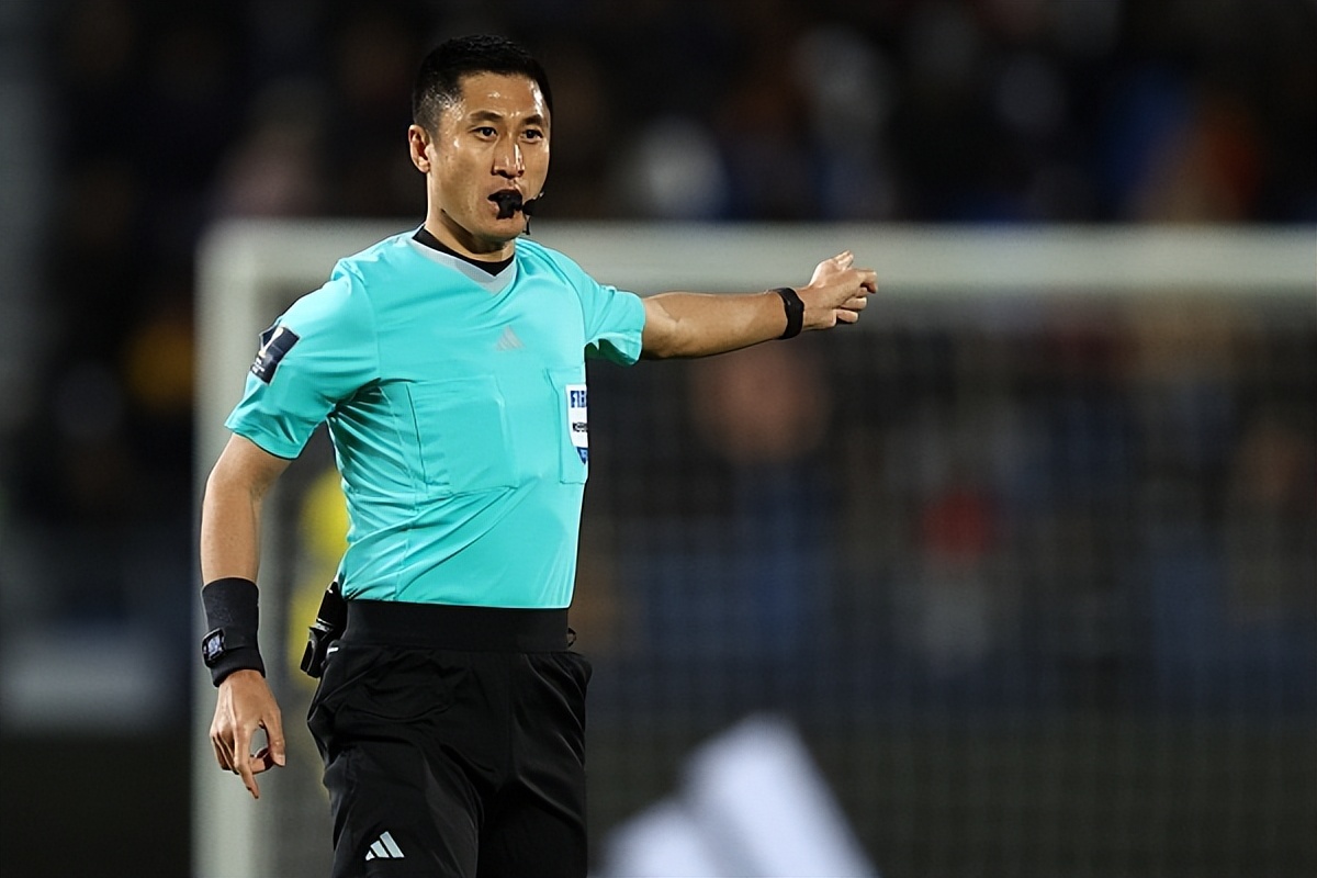 中国裁判登上世界杯舞台,中国裁判震惊外国选手