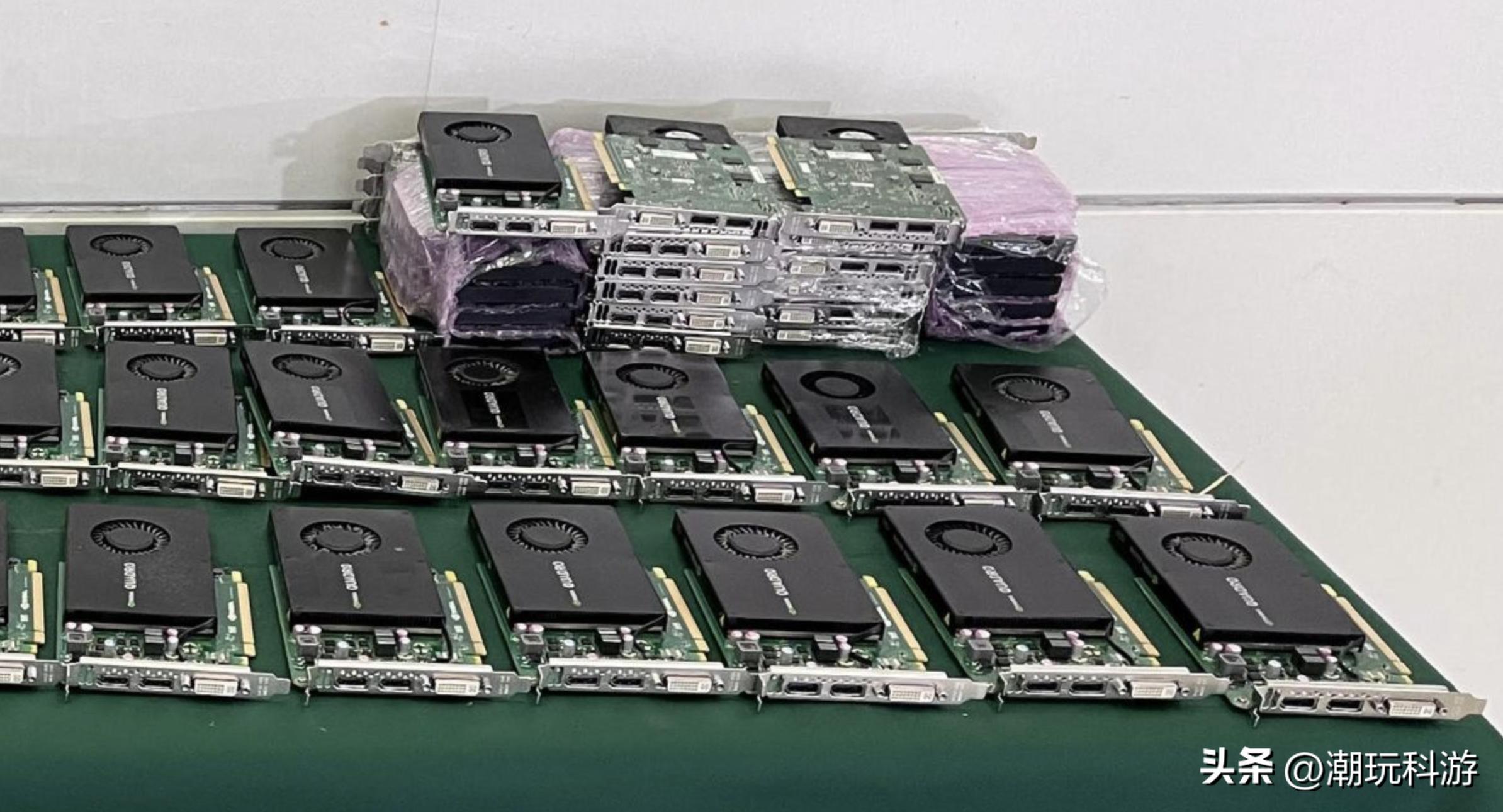 香港HK*私走**者在617磅的活龙虾中藏了70张显卡