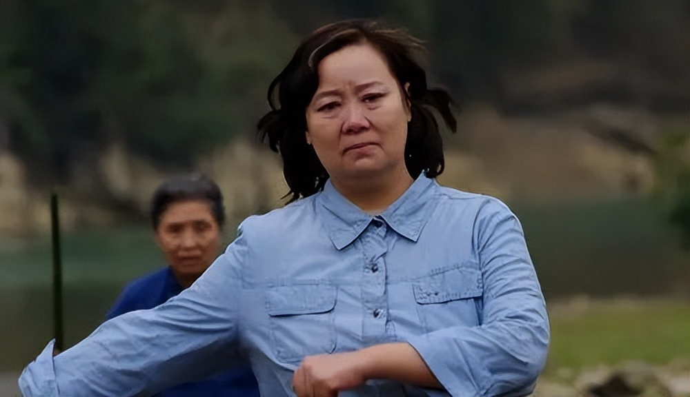 32岁离异后嫁给小8岁男人,32岁离异后嫁给小8岁的男人