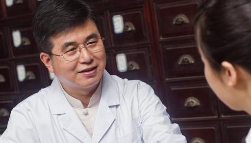 母亲打了怀孕妻子，检查后我做了个重要决定