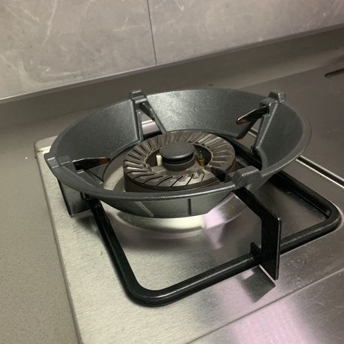 燃气灶打不着火该怎么清理,燃气灶点不燃是修还是换