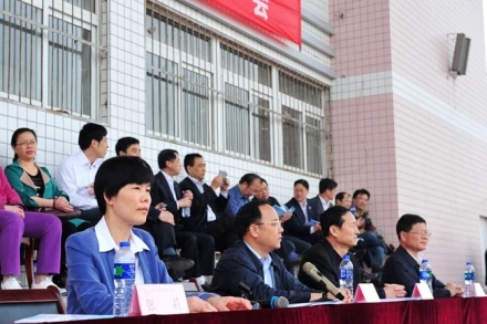 新生录取通知书出现错字，高校发布致歉声明，网友质疑其反向营销