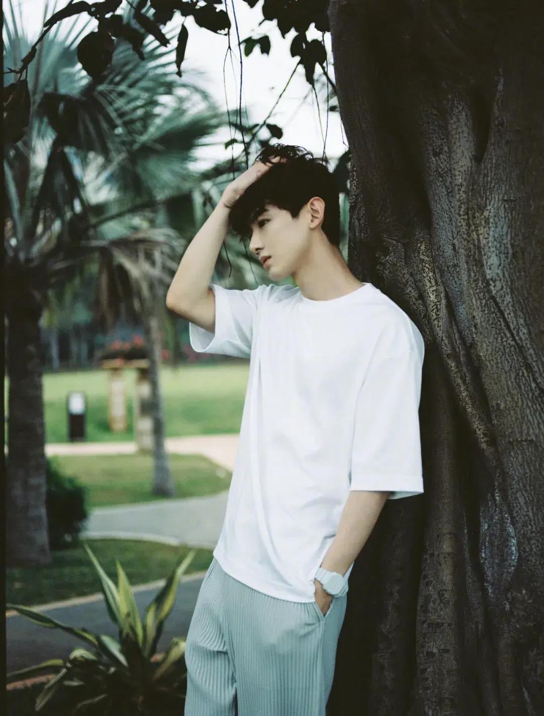 校草脸男星图鉴,男校草图片帅气