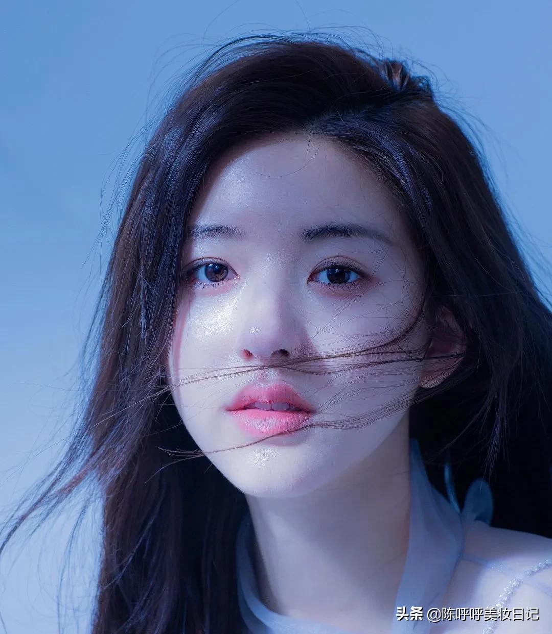 雅诗兰黛哪款面霜抗衰老最好,欧莱雅和雅诗兰黛面霜哪个好