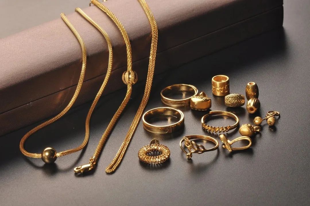 用金包银诈骗典当行被判刑,用金元宝骗当铺