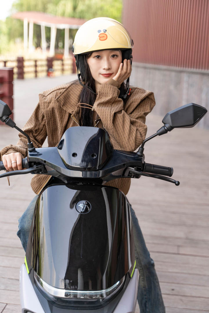 九号电动机械师mmax90支持多大快充,九号电动车机械师mmax90测评