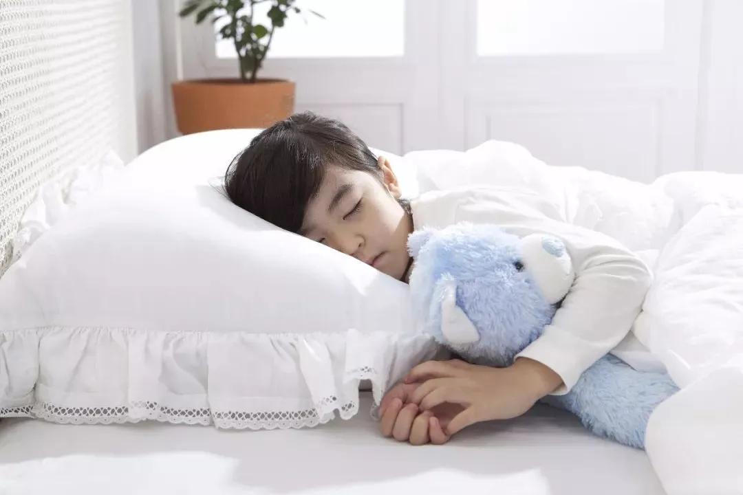 最新1-18岁孩子身高标准表,身高体重标准表2023年儿童