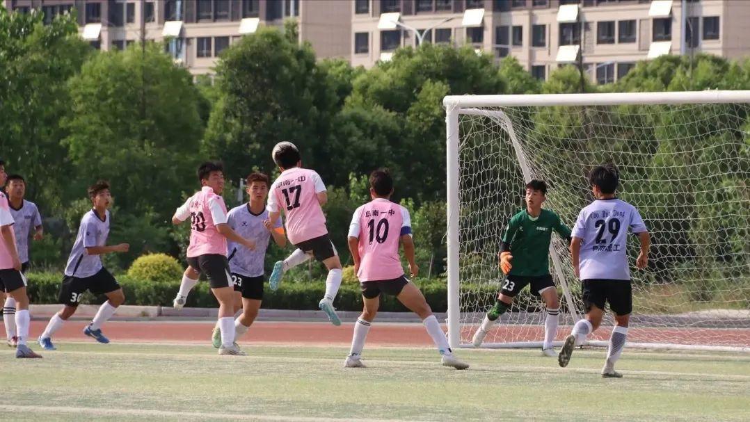 全校庆祝足球队冠军,阜南一中颍上一中足球比赛