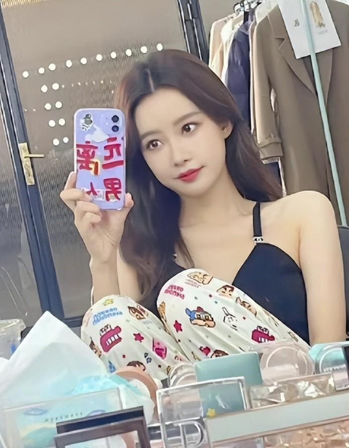 盘点近十年离婚的明星夫妇,24年第一对离婚的明星夫妻