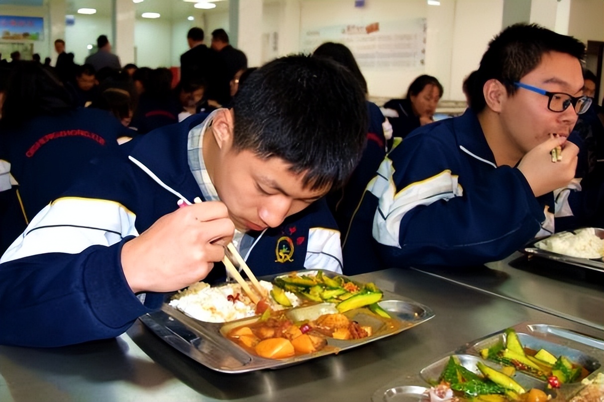 学校禁止学生点外卖规定,学生在学校点外卖最严重的处罚