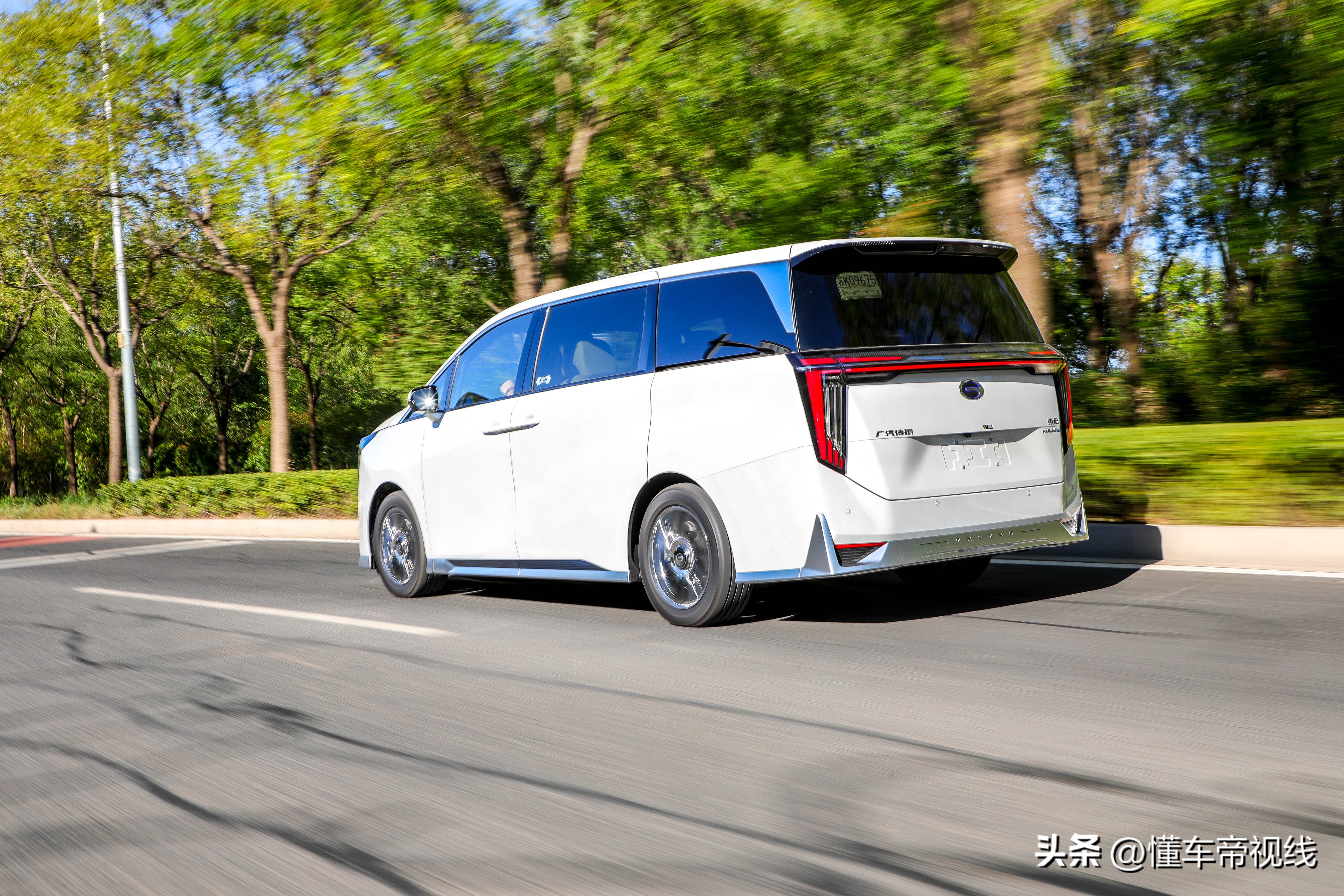 广汽2.0t混动mpv,新款2.0混动crv可靠吗