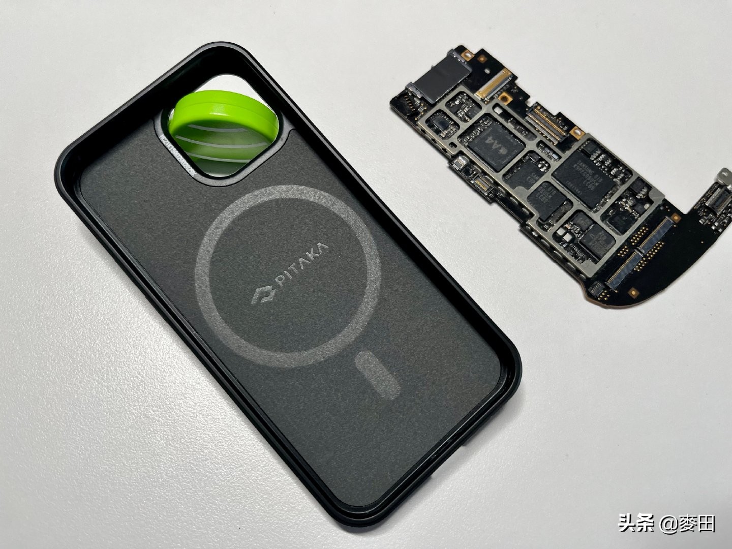 iphone13mini充电无反应,iphone13充电线没有usb