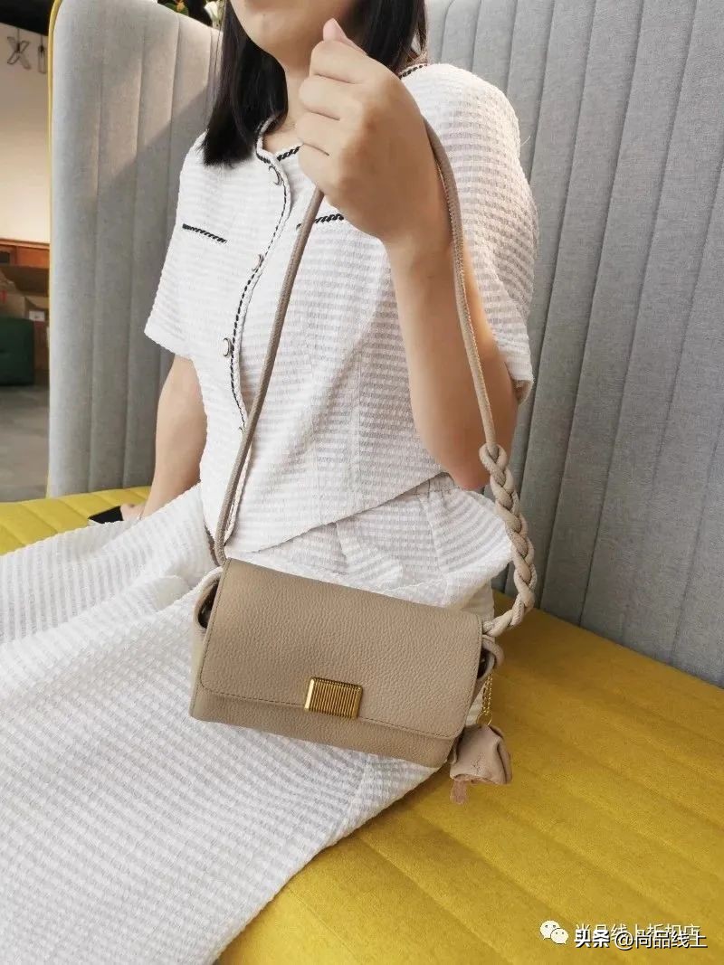 稻草人特价女包直包,稻草人79元2件