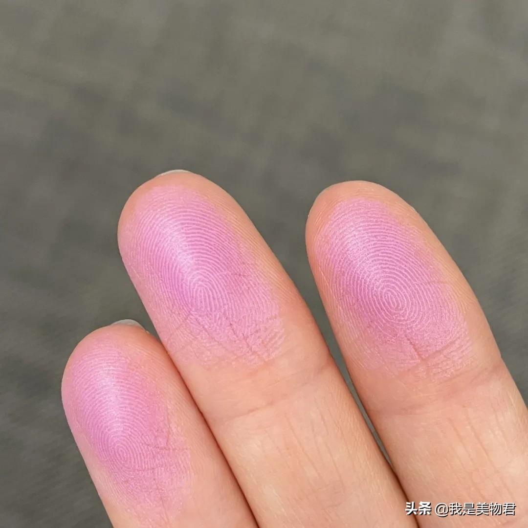 腮红10种,必须要有的三款腮红