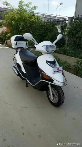 名下有摩托车脱审对小车有影响吗,摩托车驾照脱审多年了怎么办