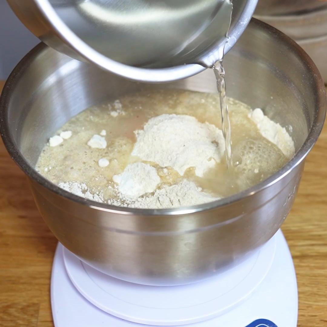 铸铁锅欧包全麦面包,全麦面包无糖无油欧包