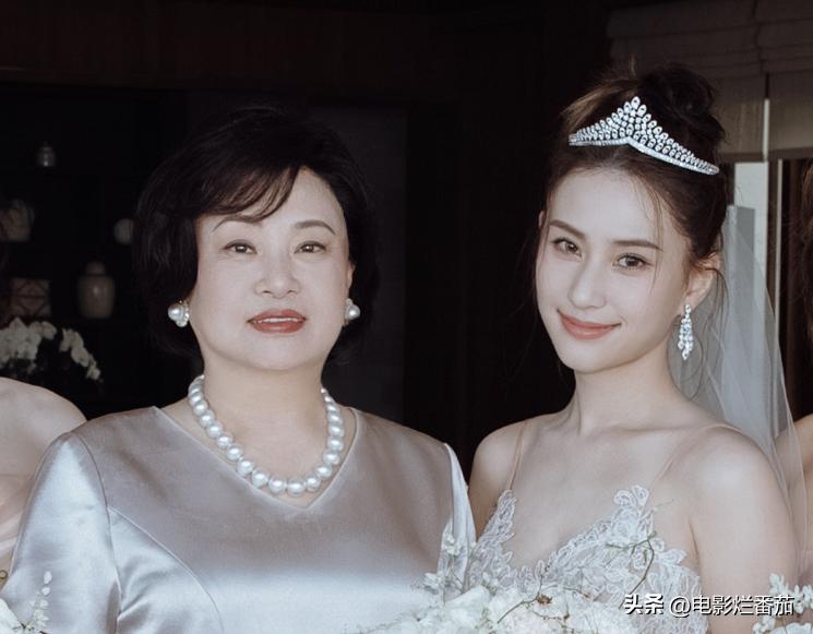 赌王三太四太的翡翠,赌王给三太最贵的珠宝