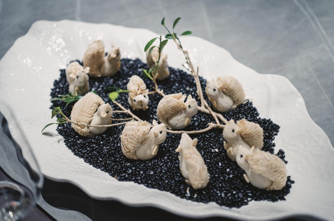 这几道点心，叫做惊鸿一瞥