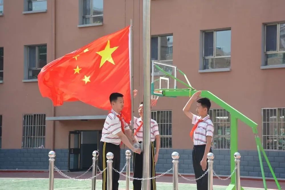 包头市东方希望小学足球赛,包头市2024朝阳路小学足球比赛