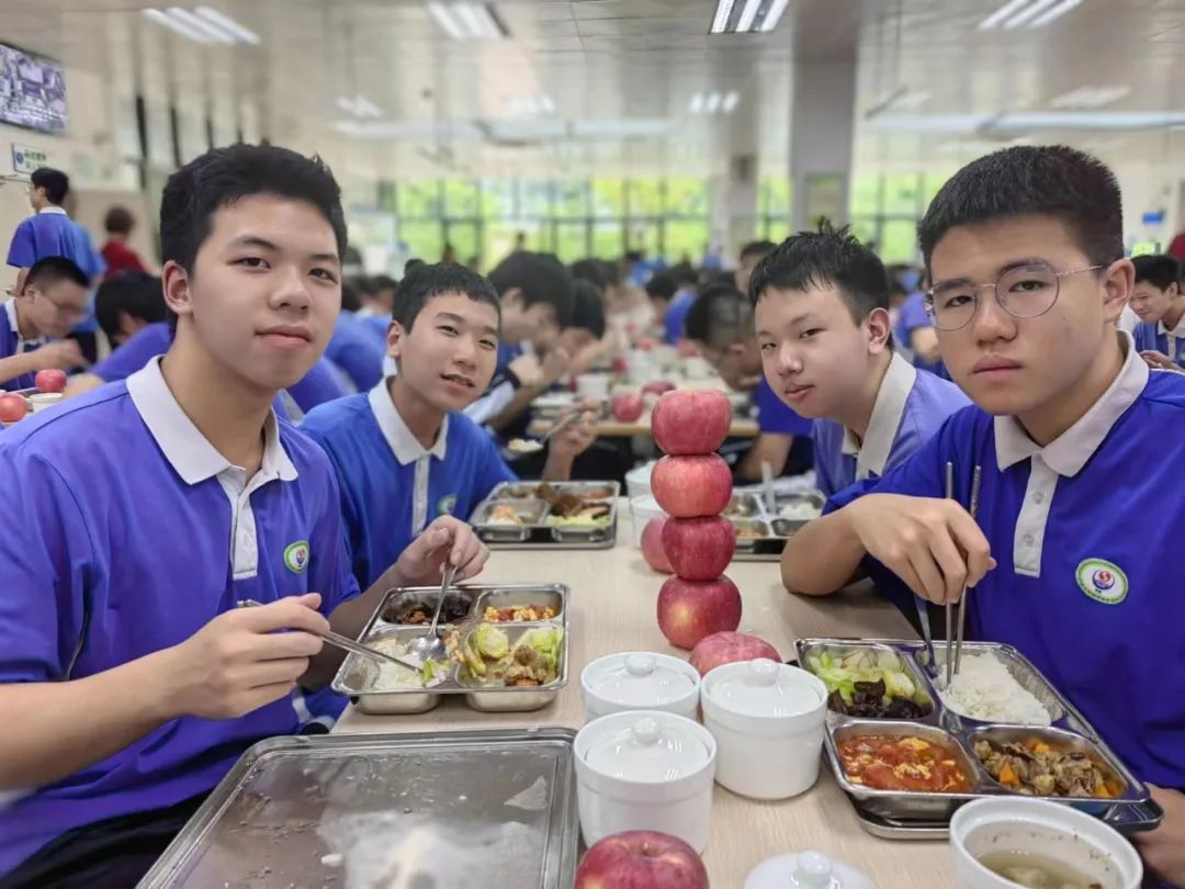 深圳中考第一天现场,深圳中考第一现场