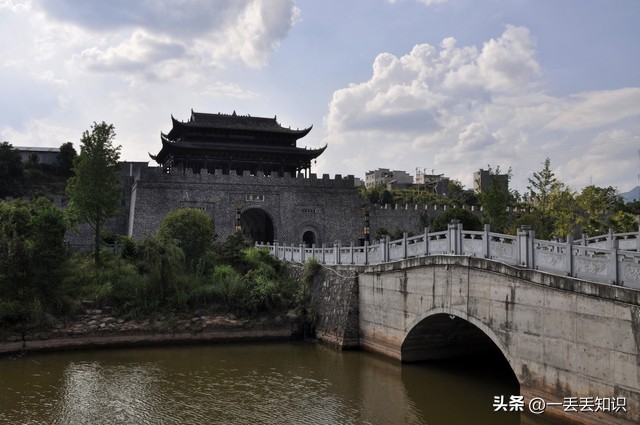 重庆到贵州自驾游攻略7天,贵州7天6晚旅游攻略