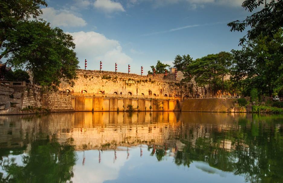 中国历史上最凄凉的六首诗,古今最有名的十首诗排名