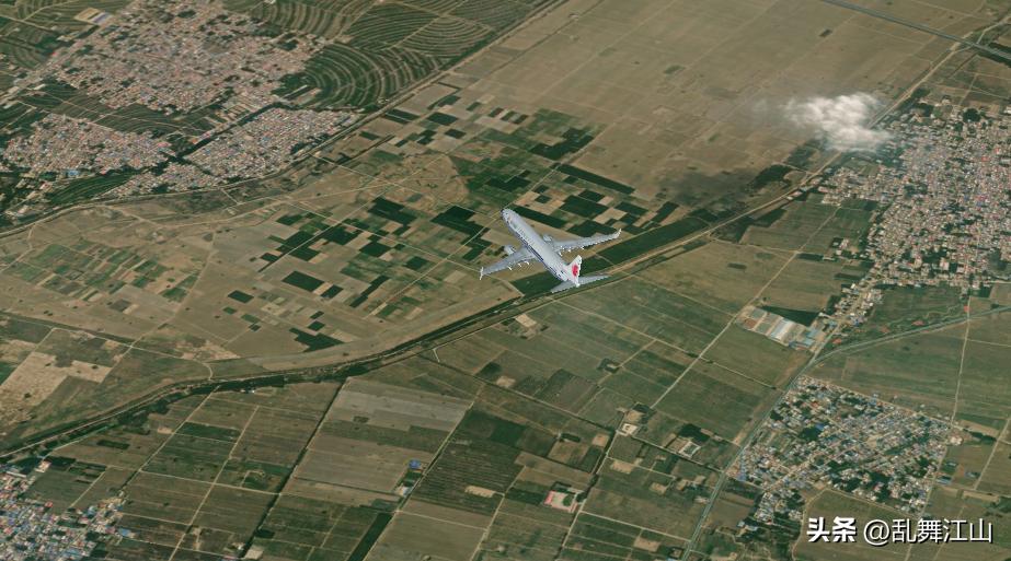 11月7日16点17分，一架从重庆飞往北京的飞机抵达河南新乡上空