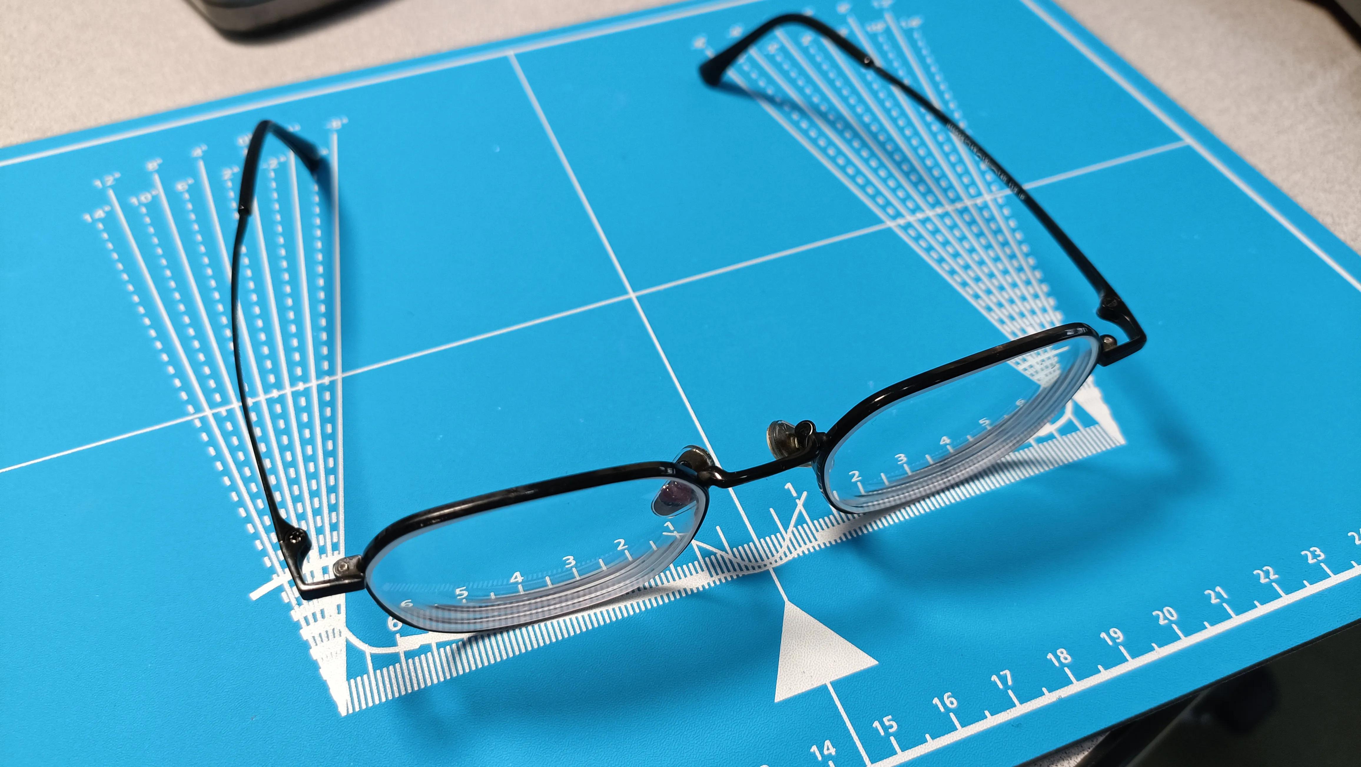 镜架整形标准流程,眼镜调校是什么意思