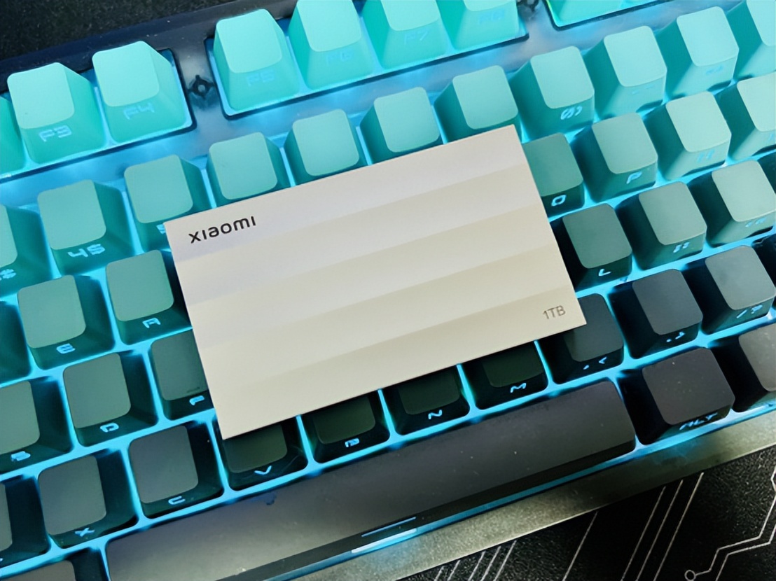 小米推出移动固态硬盘提供1tb容量,小米1TB移动固态硬盘售价