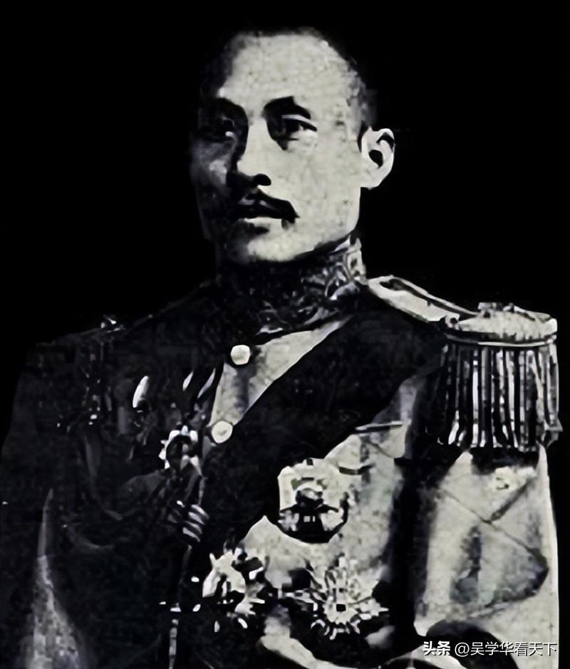 1927年蒋介石与李宗仁暗中过招，两个北伐名将，成了他们的牺牲品