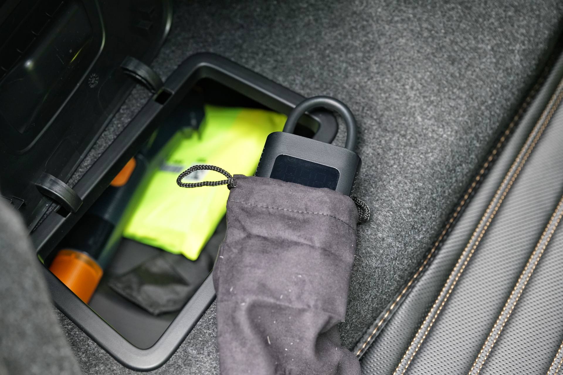 贵豪华车推荐,高档不贵的车