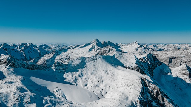 唐朝杜甫绝句,唐代诗人杜甫的经典名句