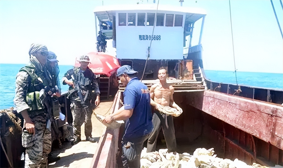 被侵占的南海主要岛礁,南海最大岛礁现状