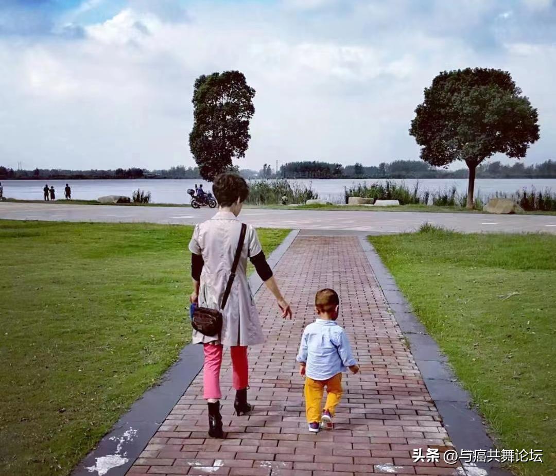 陪妻子抗癌，我发现中晚期肺癌活过5年也不难