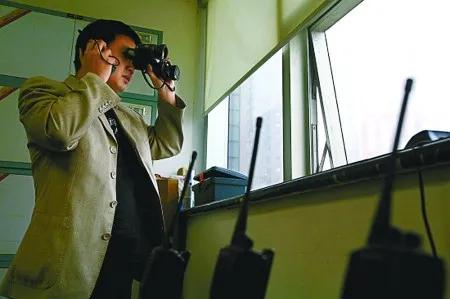 老婆给电脑设置了密码,女人回到家发现密码锁被改了