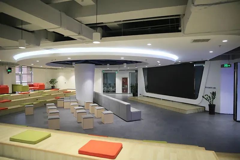 来Bestown创梦空间，来泰达创梦！