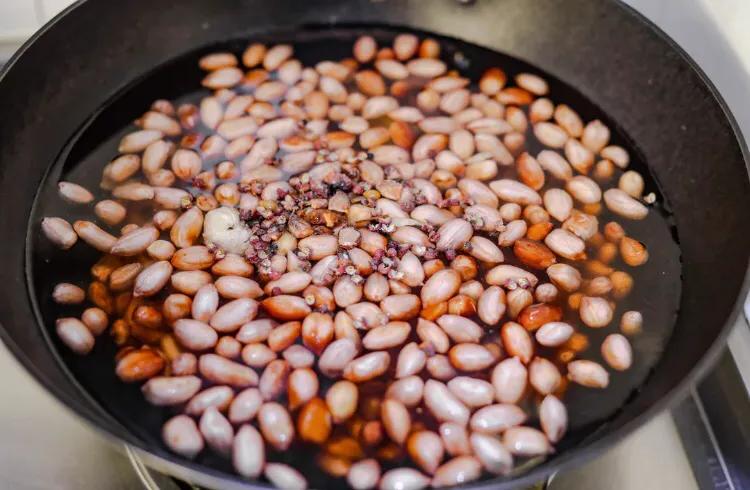 夏天大家喜欢吃的凉拌菜快来看看,家常菜适合夏天做的一道凉拌菜