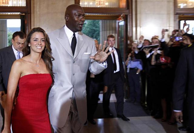 22亿美元体坛首富迈克尔•乔丹