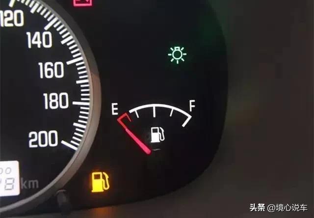 一次加油200元和加满哪个更伤车,加油时加满油和加200元哪个更划算