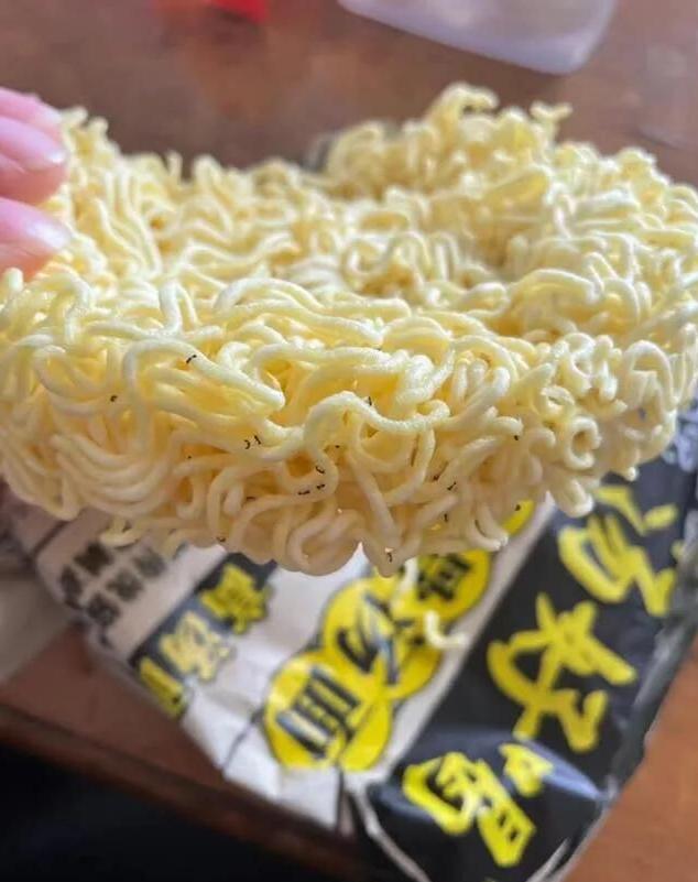 白象方便面问题曝光,白象方便面出什么事件了