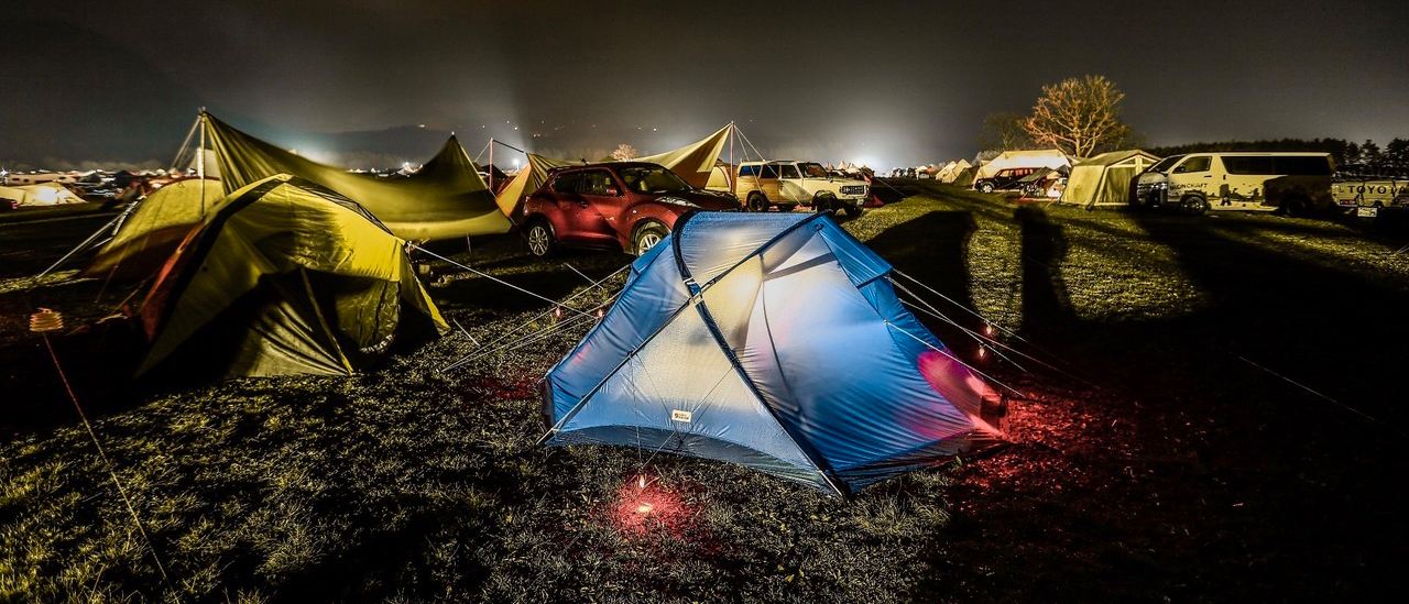 占山为王做百亿生意！露营经济，这是作死