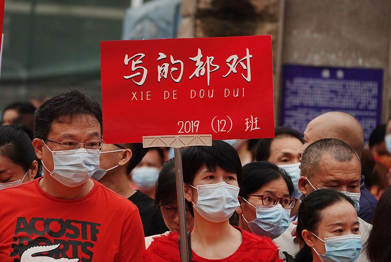 普高鸡头与重点高中凤尾差别视频,普高当鸡头还是重点高中当凤尾